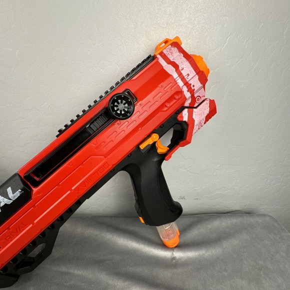 Nerf Rival Outdoor Blaster XVIII-700 Phantom Corps White Helios Red Christmas - Picture 15 of 16
